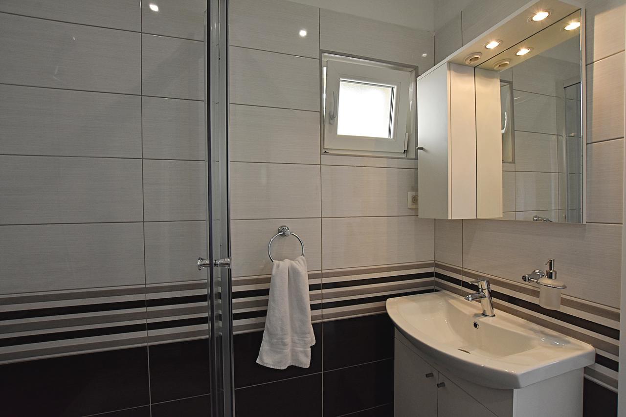 זאדאר Borna & Roko Apartments Free Parking מראה חיצוני תמונה